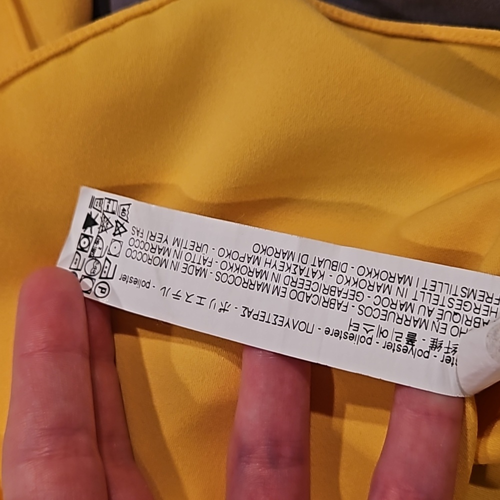 Bright Yellow Ruffle sleeve top - Picture 4 of 4
